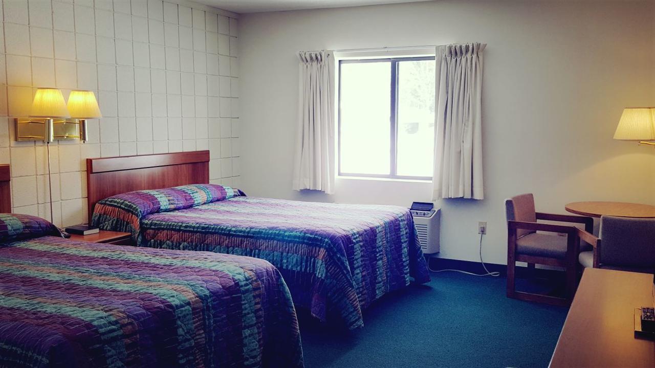Oakridge Motel Newaygo Dış mekan fotoğraf