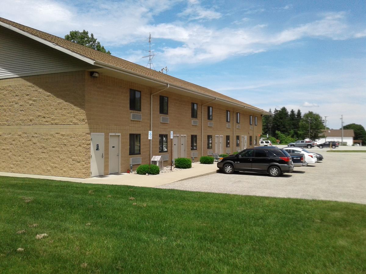 Oakridge Motel Newaygo Dış mekan fotoğraf